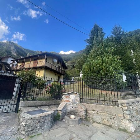 Baita Pressi Gran Paradiso Sparone エクステリア 写真